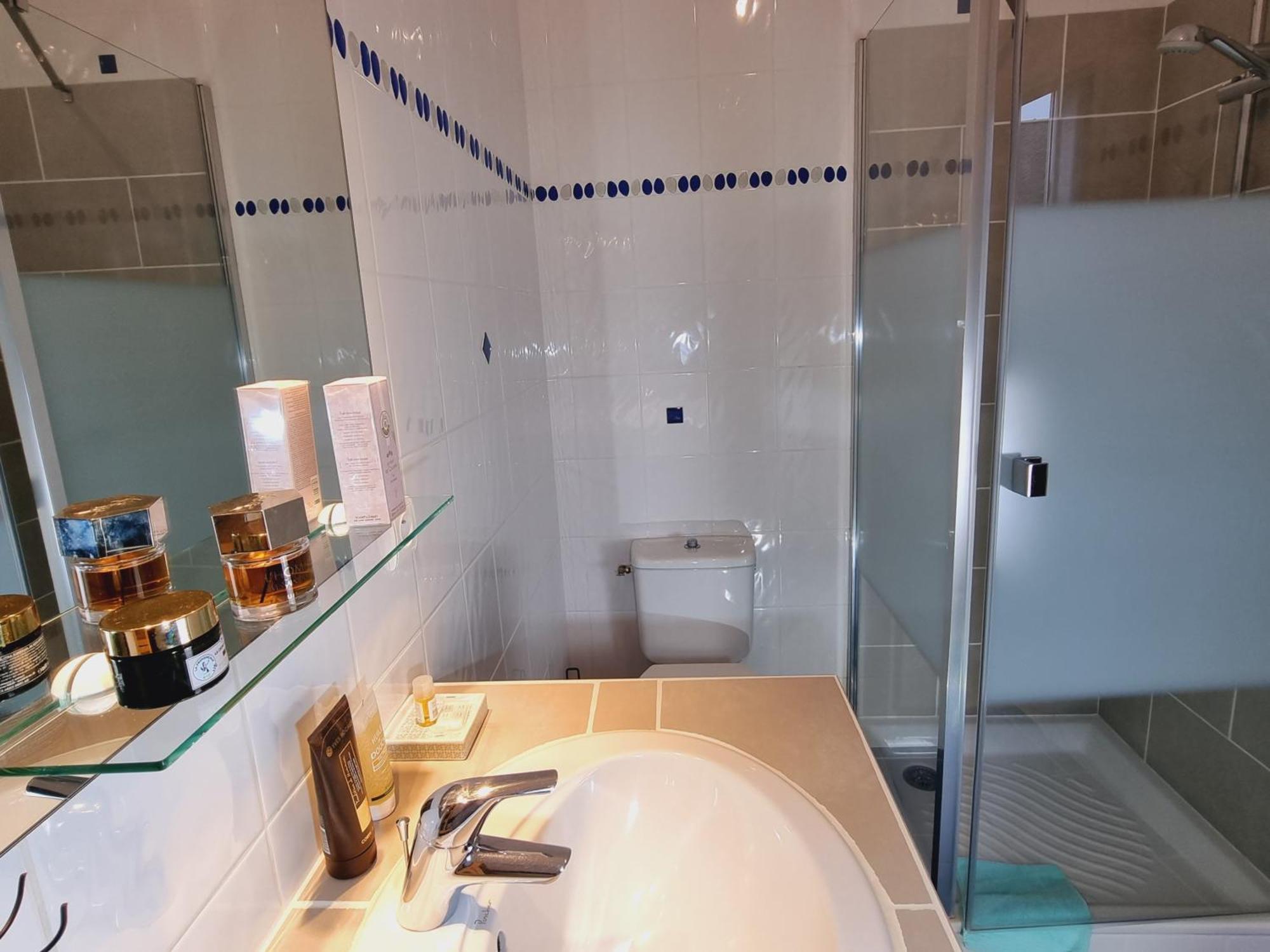 Chambres D'Hotes "Le Clos De La Baie" Пампол Стая снимка